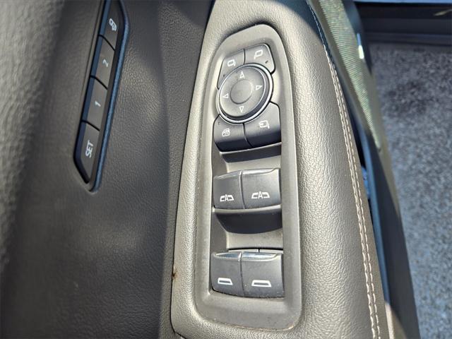 Photo of 2023 Stellar Black Metallic Cadillac XT6