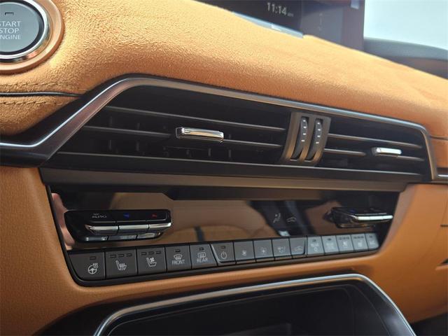 Photo of 2025 Zircon Sand Metallic Mazda CX-70