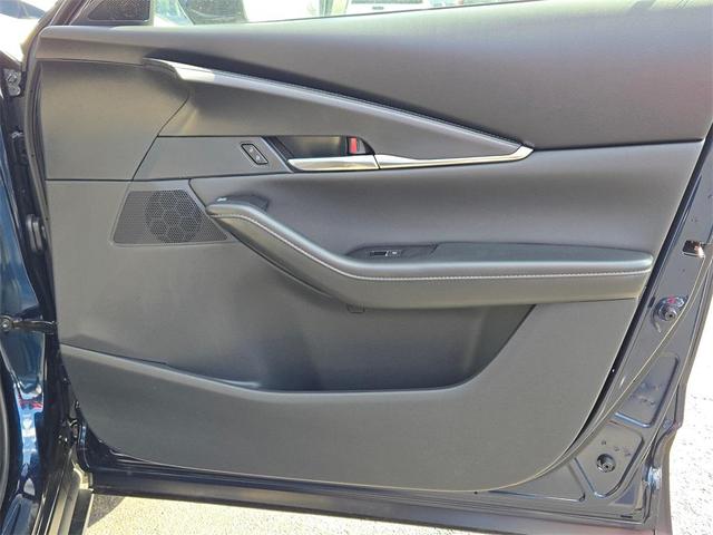 Photo of 2025 Deep Crystal Blue Mica Mazda CX-30