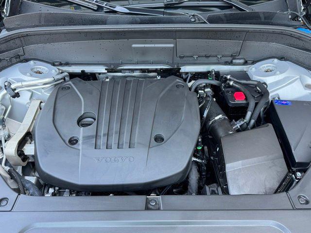 Photo of 2024 Silver Dawn Metallic Volvo XC90