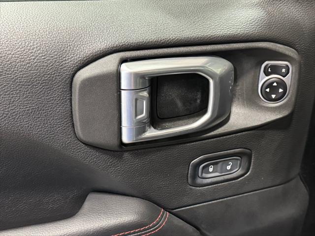 Photo of 2021 Black Clearcoat Jeep Wrangler Unlimited