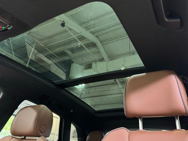 Photo of 2025 Florett Silver Metallic Audi Q5