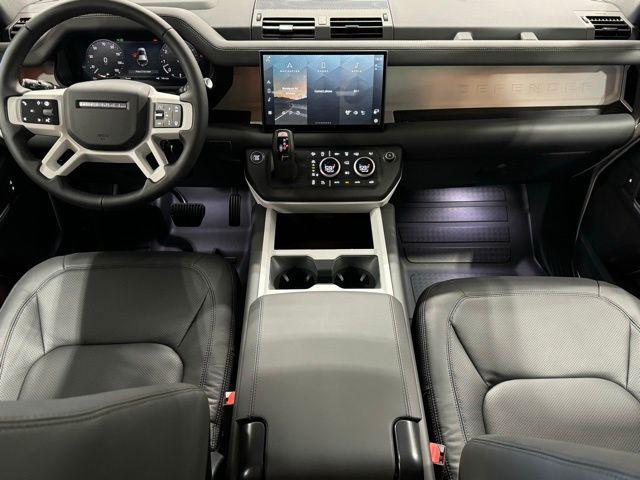Photo of 2025 Fuji White Land Rover Defender