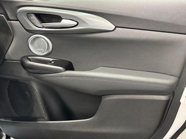 Photo of 2024 White Alfa Romeo Tonale