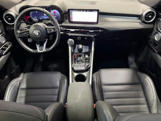 Photo of 2024 White Alfa Romeo Tonale