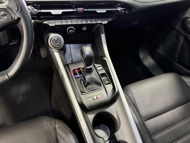 Photo of 2024 White Alfa Romeo Tonale