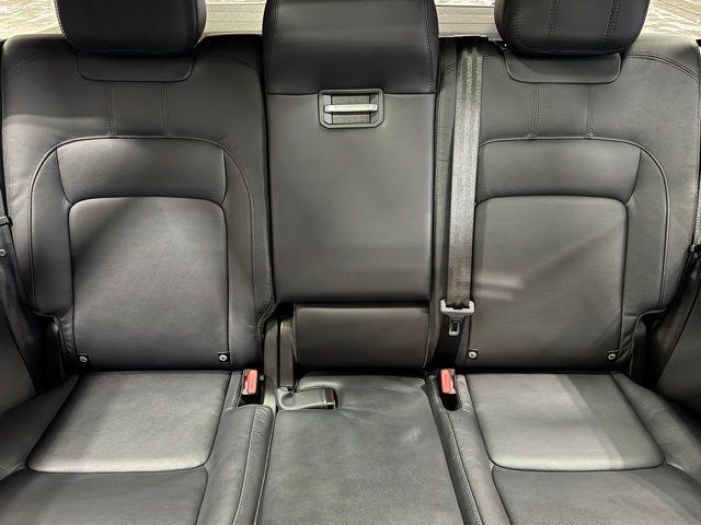 Photo of 2022 Portofino Blue Metallic Land Rover Range Rover