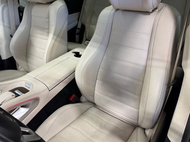 Photo of 2021 Obsidian Black Mercedes-Benz GLS 580