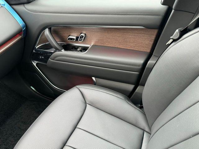 Photo of 2025 Black Land Rover Range Rover
