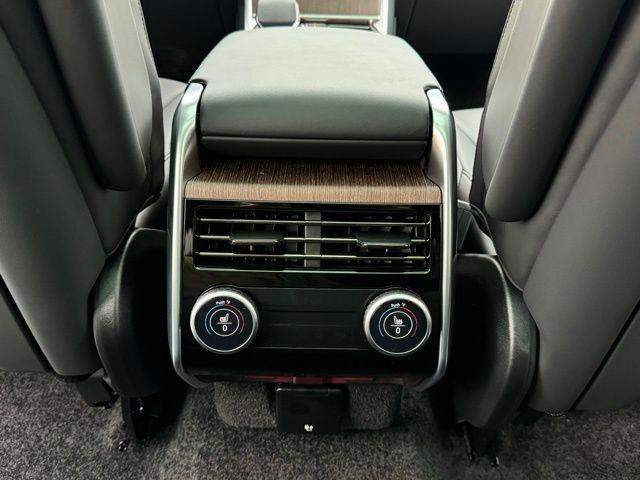 Photo of 2025 Black Land Rover Range Rover