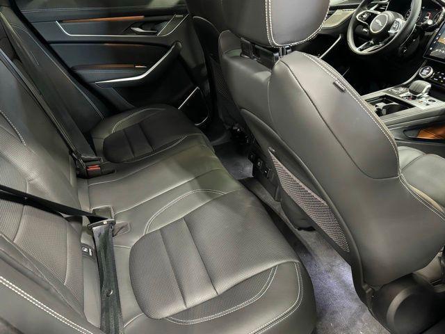 Photo of 2025 Gray Jaguar F-PACE