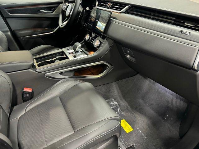 Photo of 2025 Gray Jaguar F-PACE