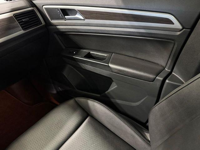 Photo of 2019 Pure White Volkswagen Atlas