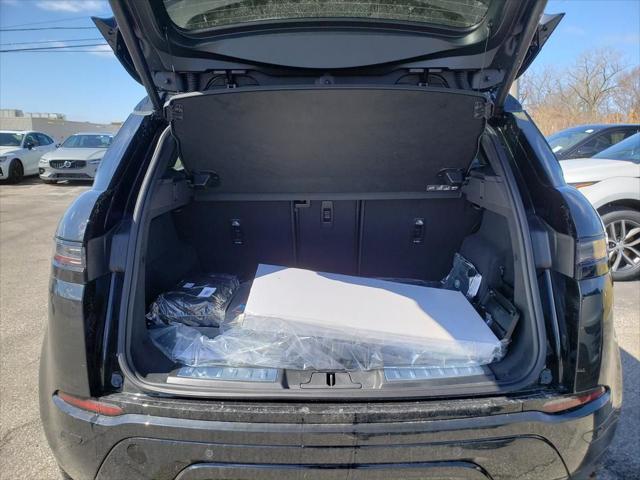 Photo of 2026 Land Rover Range Rover Evoque