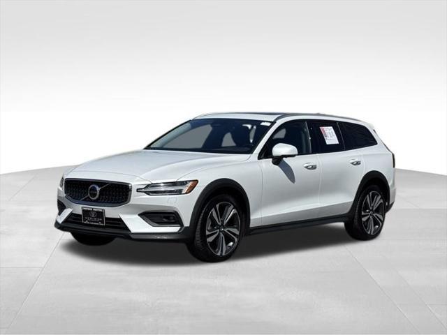 2024 Volvo V60 Cross Country