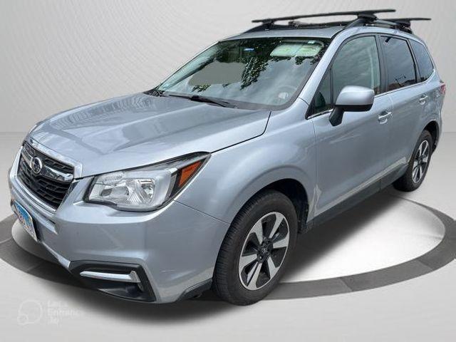 Photo of 2018 Ice Silver Metallic Subaru Forester
