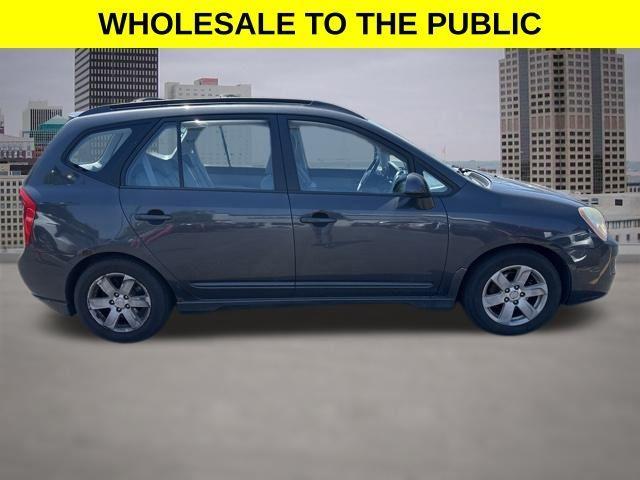 2007 Kia Rondo