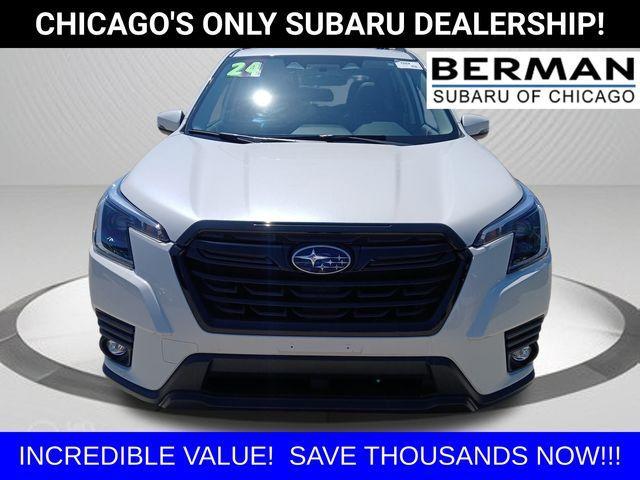 Photo of 2024 Crystal White Pearl Subaru Forester