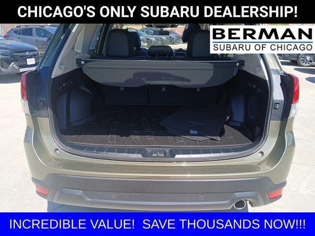 Photo of 2024 Autumn Green Metallic Subaru Forester