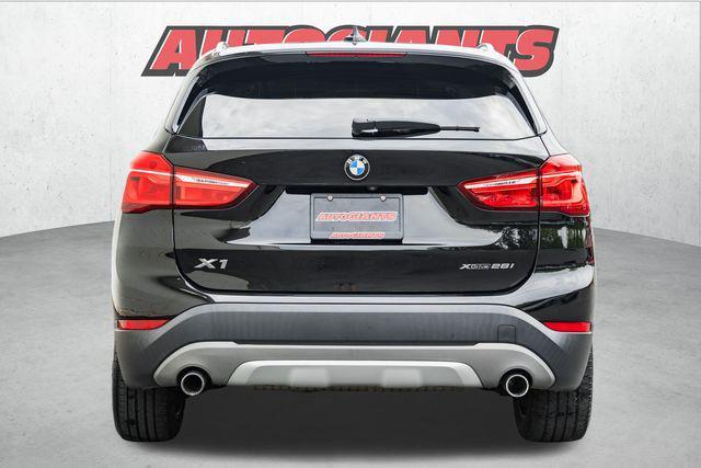 Photo of 2018 Jet Black BMW X1