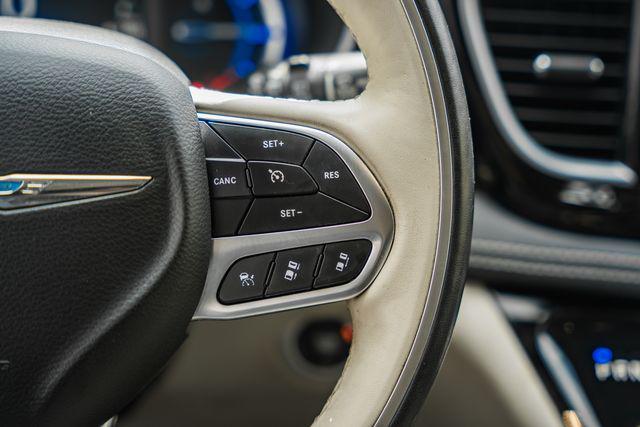 Photo of 2021 Ocean Blue Metallic Chrysler Pacifica Hybrid