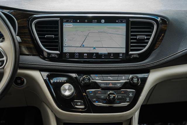 Photo of 2021 Ocean Blue Metallic Chrysler Pacifica Hybrid