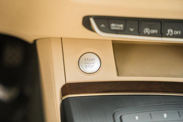 Photo of 2019 Ibis White Audi Q5