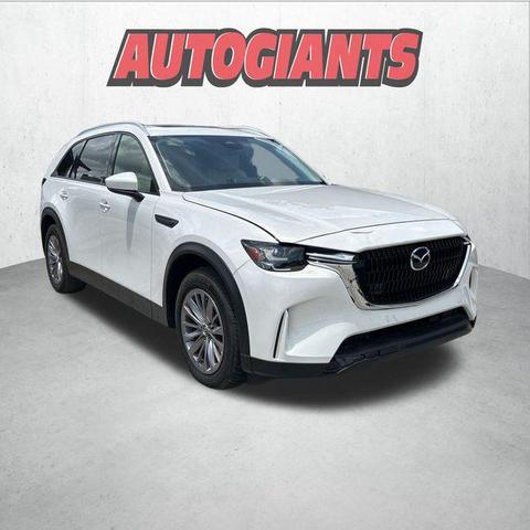 Photo of 2024 Rhodium White Premium Mazda CX-90