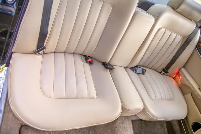 Photo of 1987 Black Jaguar XJ6