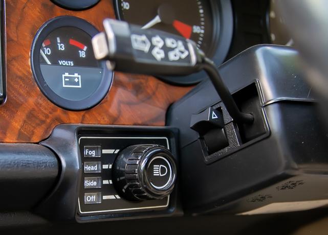 Photo of 1987 Black Jaguar XJ6