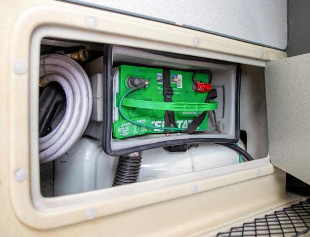 Photo of 2002 Tan Volkswagen Eurovan