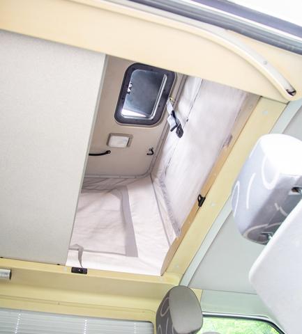 Photo of 2002 Tan Volkswagen Eurovan