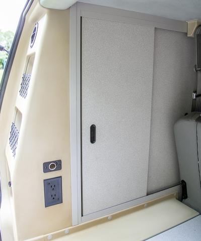 Photo of 2002 Tan Volkswagen Eurovan