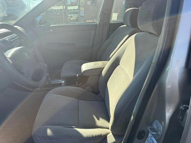 Photo of 2002 Gold Toyota Camry