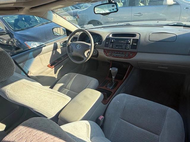 Photo of 2002 Gold Toyota Camry
