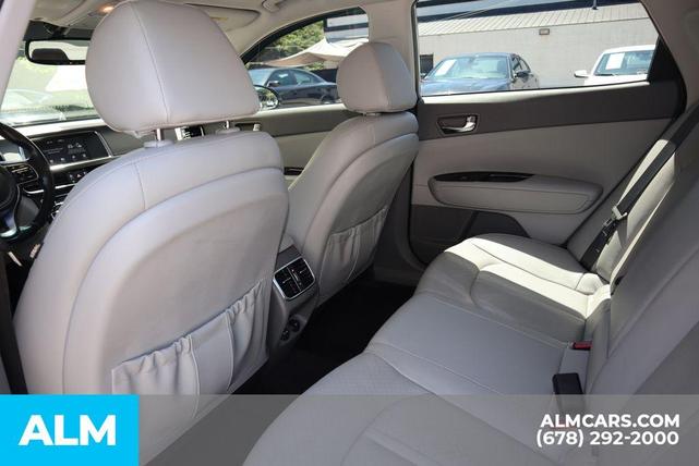 Photo of 2018 Titanium Silver Kia Optima