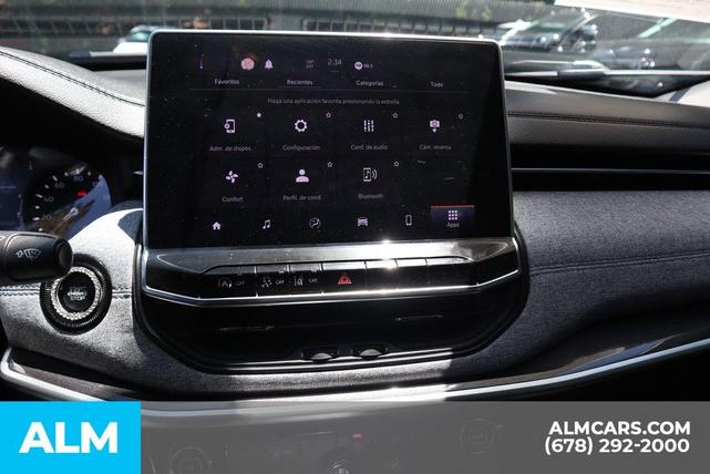 Photo of 2022 Laser Blue Jeep Compass
