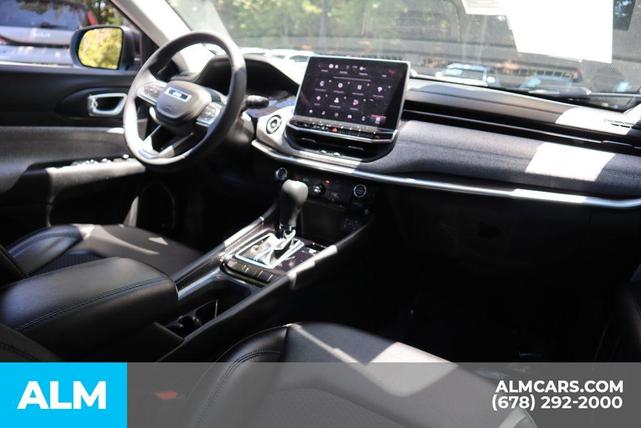 Photo of 2022 Laser Blue Jeep Compass