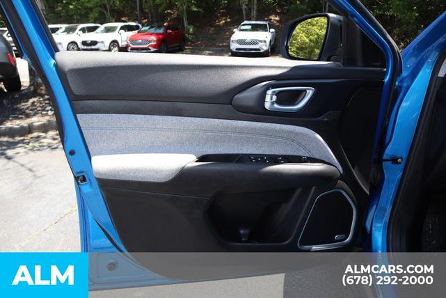Photo of 2022 Laser Blue Jeep Compass