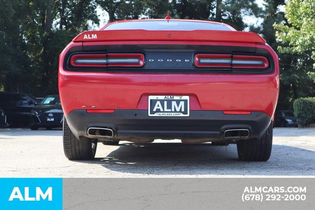 Photo of 2015 Redline Red Tricoat Pearl Dodge Challenger