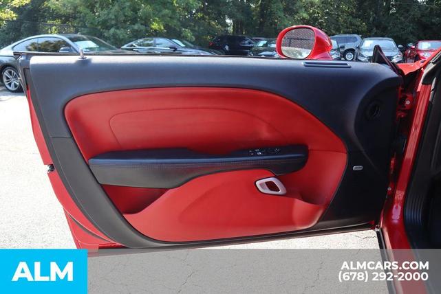 Photo of 2015 Redline Red Tricoat Pearl Dodge Challenger