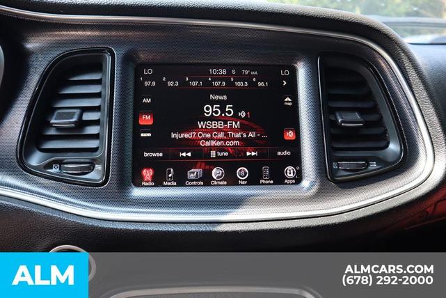 Photo of 2015 Redline Red Tricoat Pearl Dodge Challenger