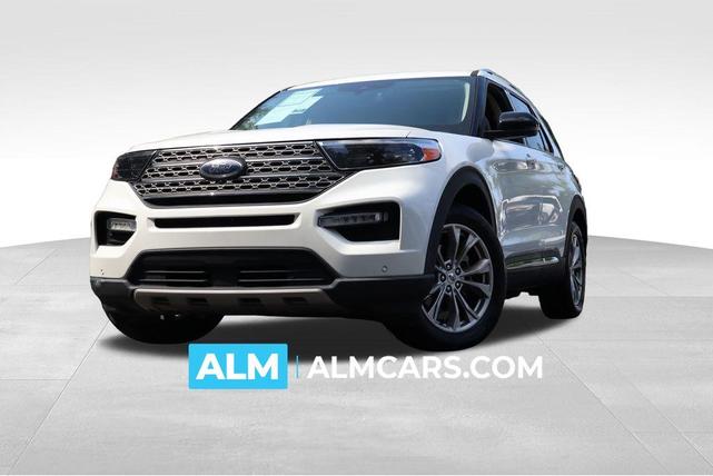 Photo of 2021 White Metallic Ford Explorer