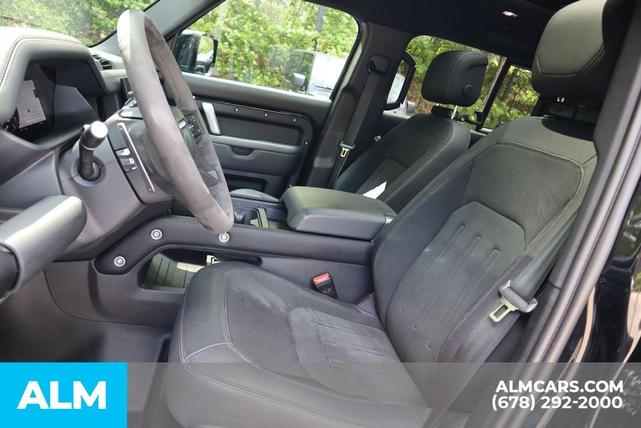 Photo of 2023 Santorini Black Land Rover Defender