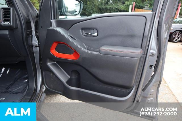 Photo of 2022 Gun Metallic Nissan Frontier