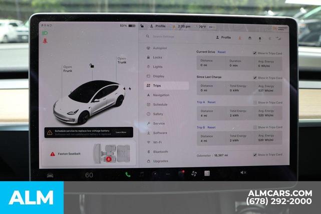 Photo of 2022 White Tesla Model 3