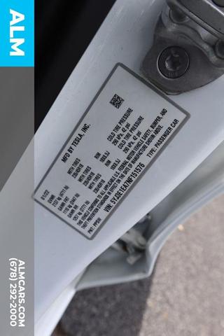 Photo of 2022 White Tesla Model 3
