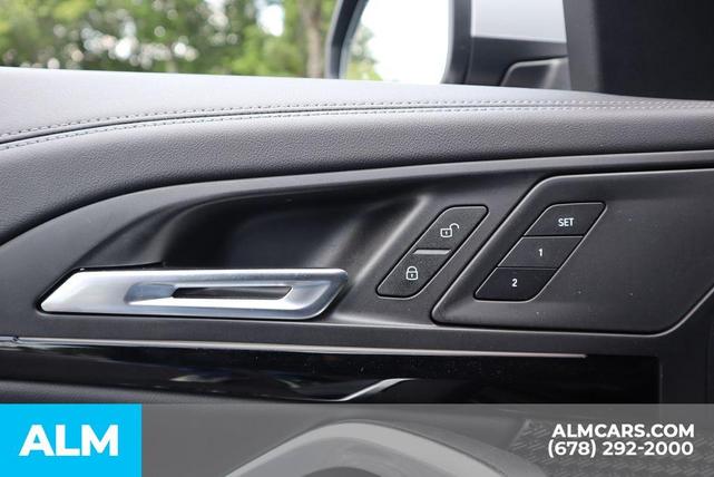 Photo of 2024 Black BMW X1