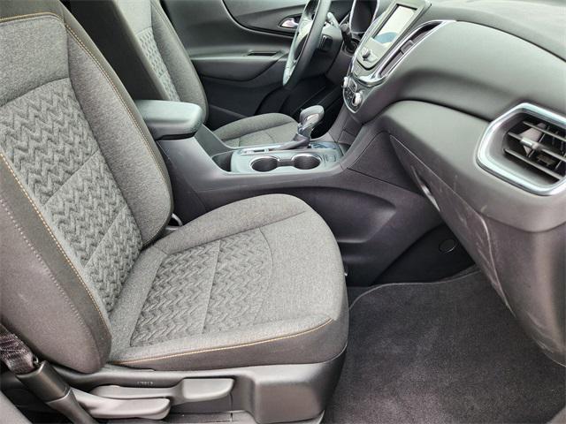 Photo of 2024 Lakeshore Blue Metallic Chevrolet Equinox