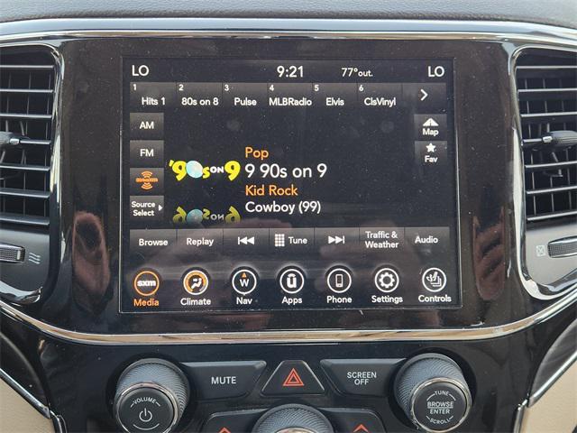 Photo of 2021 Slate Blue Pearlcoat Jeep Grand Cherokee